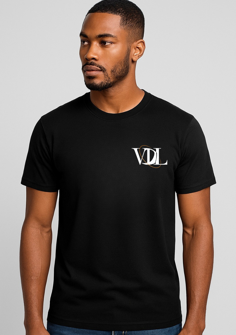 miniature de T-shirt Noir Élégance au quotidien